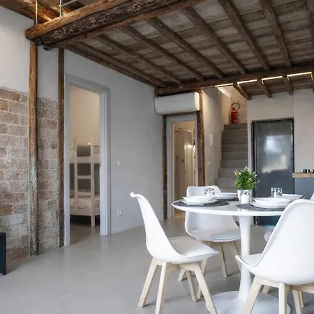 Apartmán La Marina Attic Mansarda Con Vista Su Porto Antico Janov