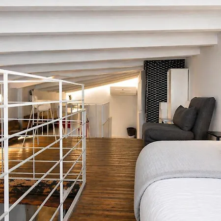 La Marina Attic Mansarda Con Vista Su Porto Antico * Janov